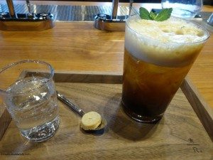2 - 1 - DSC00965 Special iced coffee with mint - Starbucks Roastery 3Dec14
