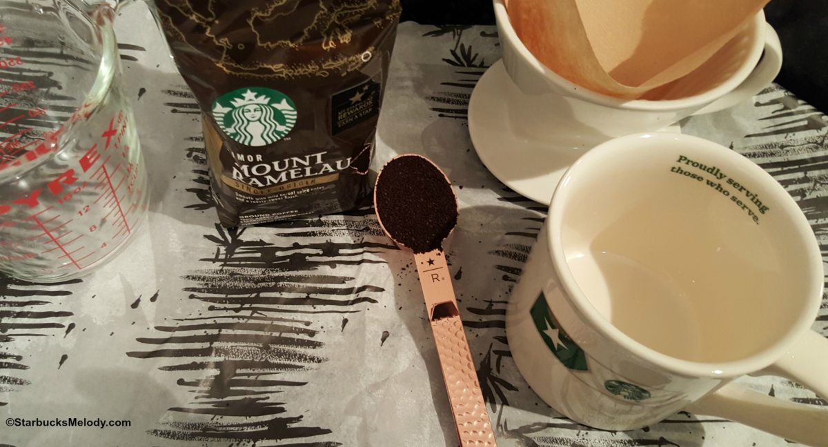 http://starbucksmelody.com/wp-content/uploads/2015/10/2-1-20151010_170504-Pour-Over-brew-method.jpg