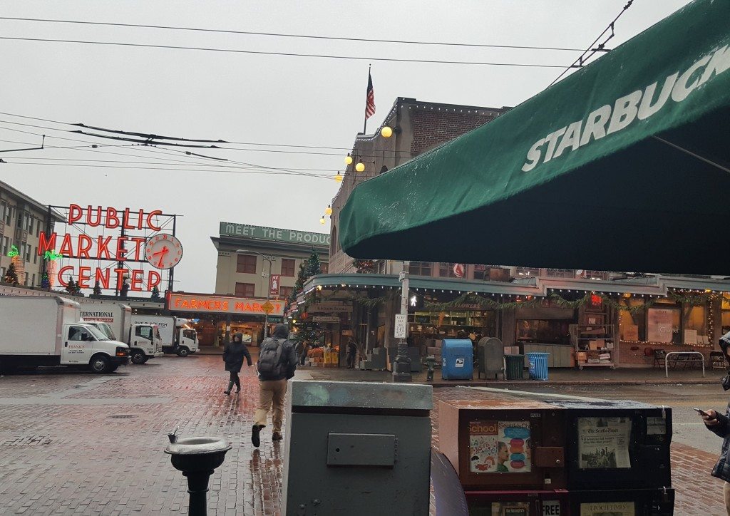 1 - 1 - 20161219_083202 830 at Pike Place Market