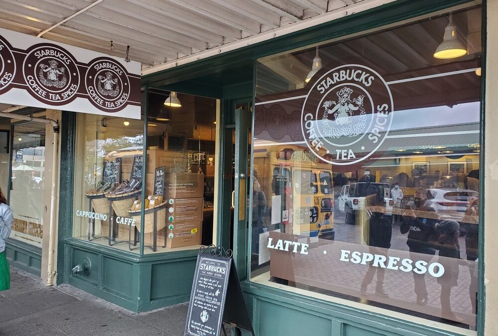 The original Starbucks: 1912 Pike Place in the year 2020.